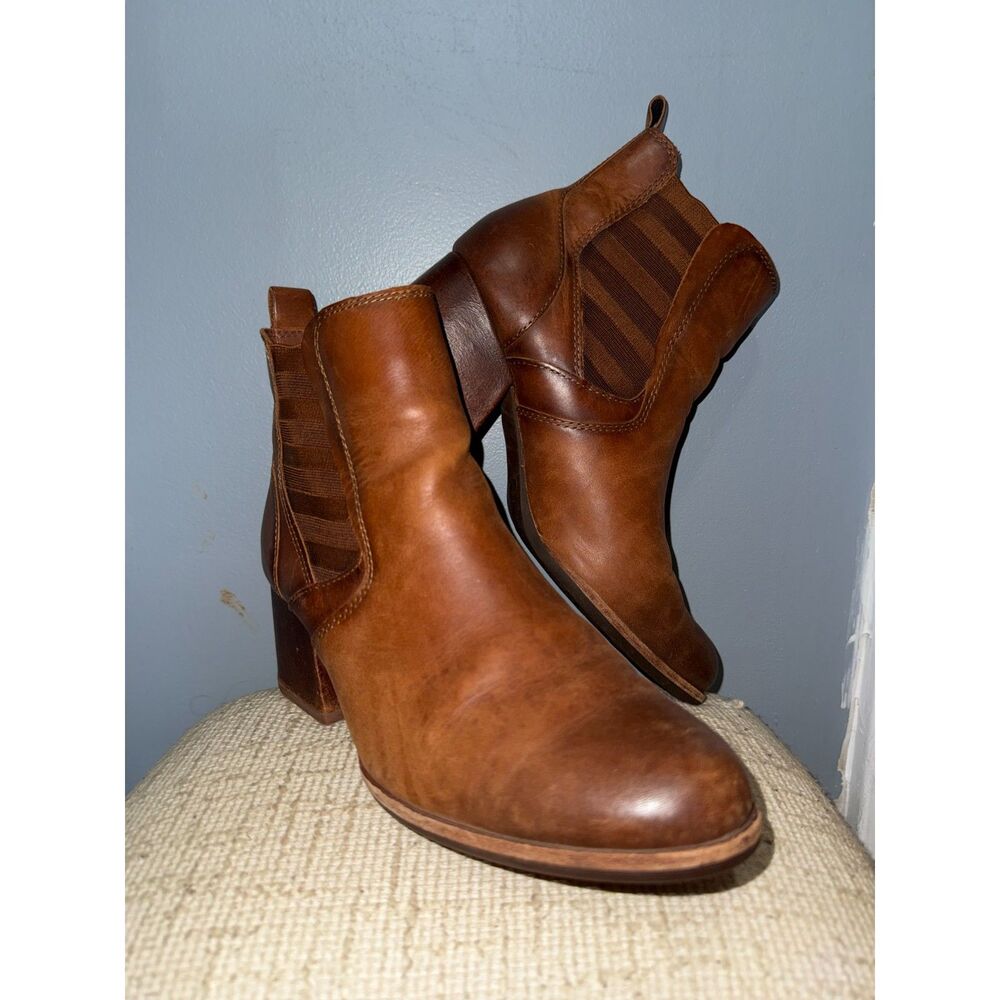 Kork-Ease Albin Pull-On Tan Leather Chelsea Ankle Bootie | Size 7.5 | Low Heel
